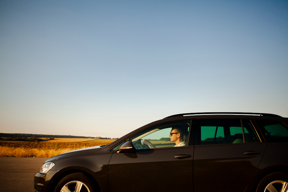 Viagens longas: carro na estrada